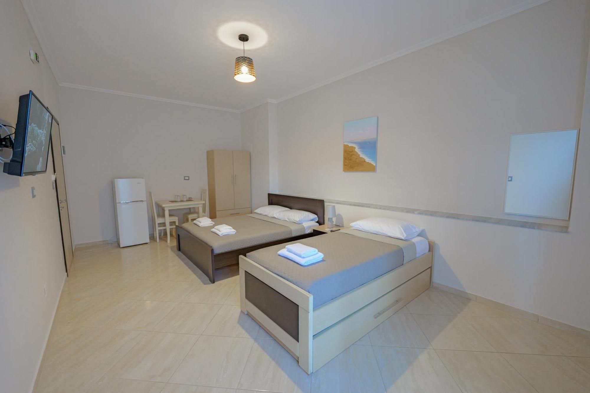 Hotel Deja Vu Ksamil Habitación foto
