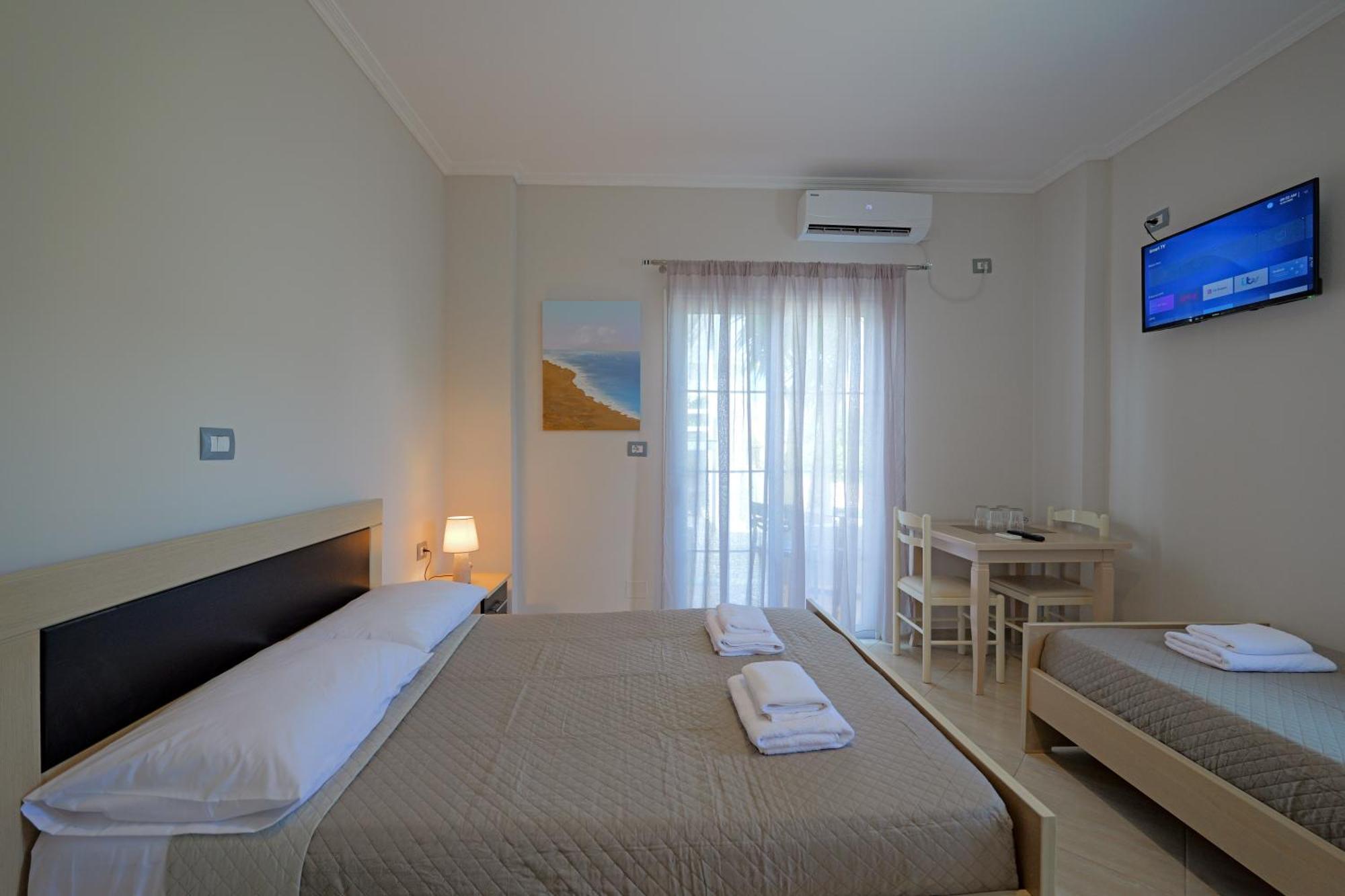 Hotel Deja Vu Ksamil Habitación foto