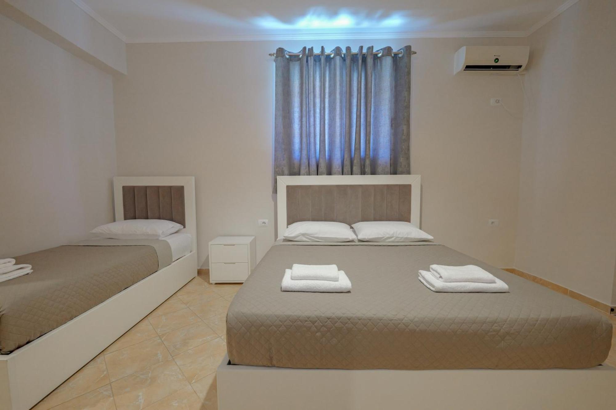 Hotel Deja Vu Ksamil Habitación foto