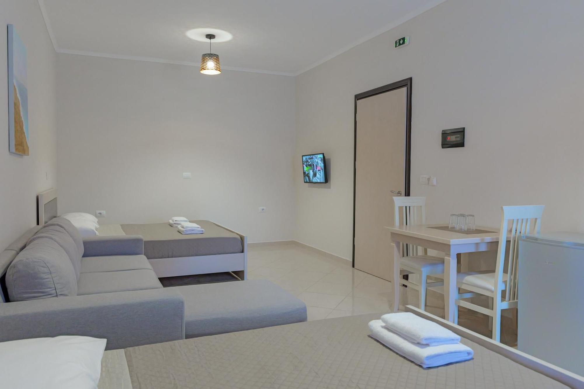 Hotel Deja Vu Ksamil Habitación foto