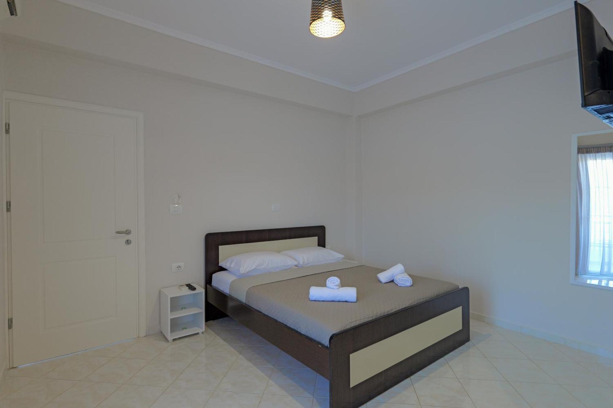 Hotel Deja Vu Ksamil Habitación foto